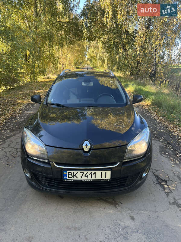 Универсал Renault Megane 2013 в Ровно фото 5 Универсал Renault Megane 2013 в Ровно