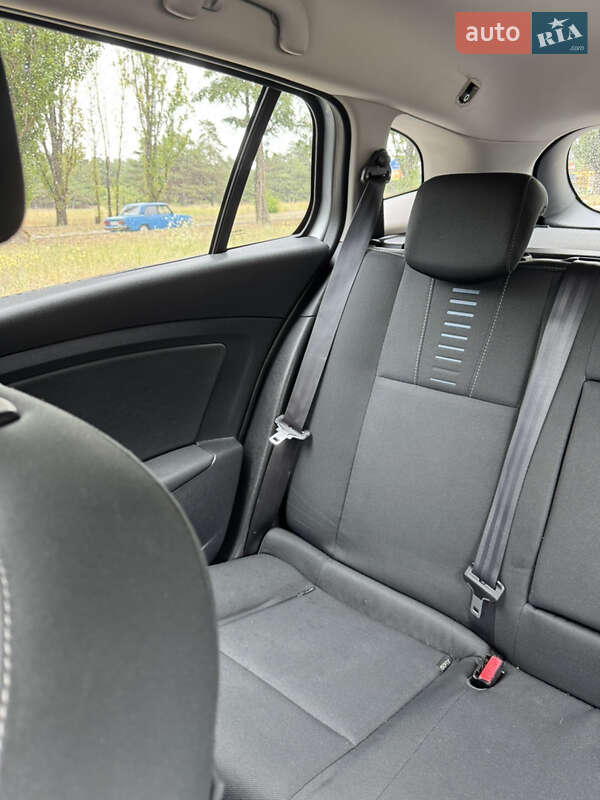 Универсал Renault Megane 2011 в Днепре фото 39 Универсал Renault Megane 2011 в Днепре