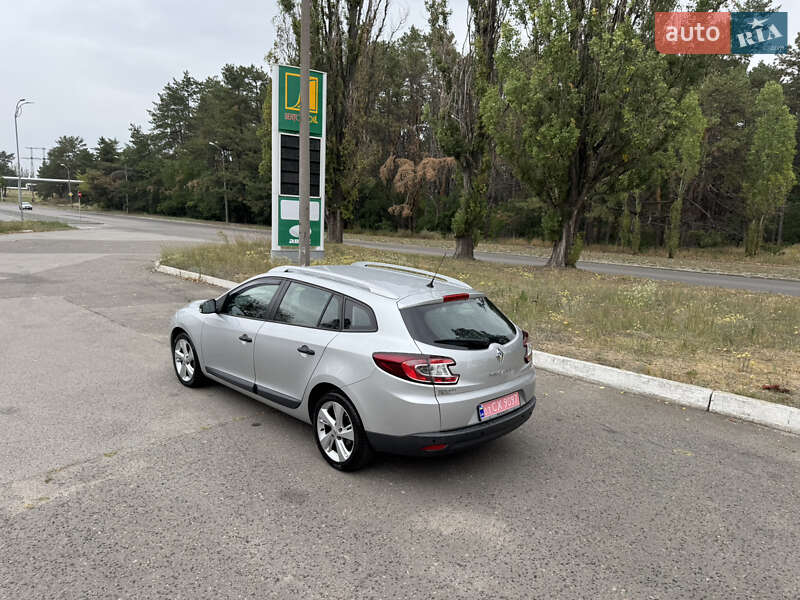 Универсал Renault Megane 2011 в Днепре фото 44 Универсал Renault Megane 2011 в Днепре