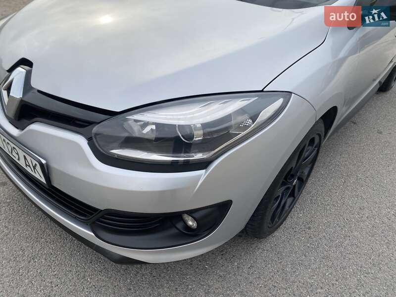 Хетчбек Renault Megane 2014 в Дніпрі фото 13 Хетчбек Renault Megane 2014 в Дніпрі