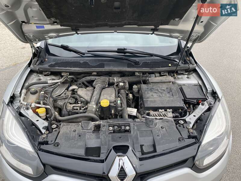 Хетчбек Renault Megane 2014 в Дніпрі фото 9 Хетчбек Renault Megane 2014 в Дніпрі