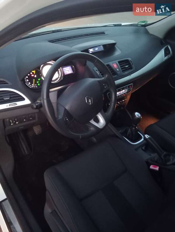 Хетчбек Renault Megane 2008 в Нововолинську