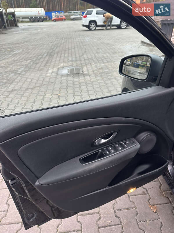 Хетчбек Renault Megane 2010 в Києві фото 13 Хетчбек Renault Megane 2010 в Києві