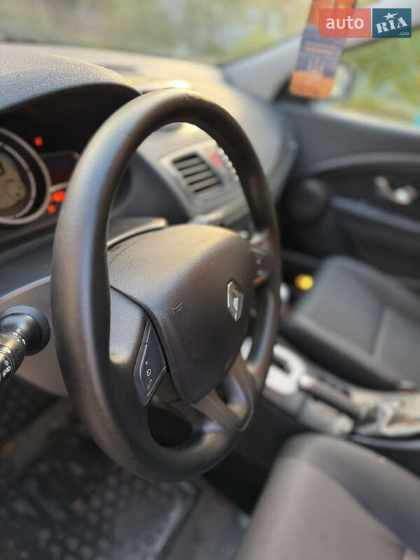 Універсал Renault Megane 2010 в Дніпрі