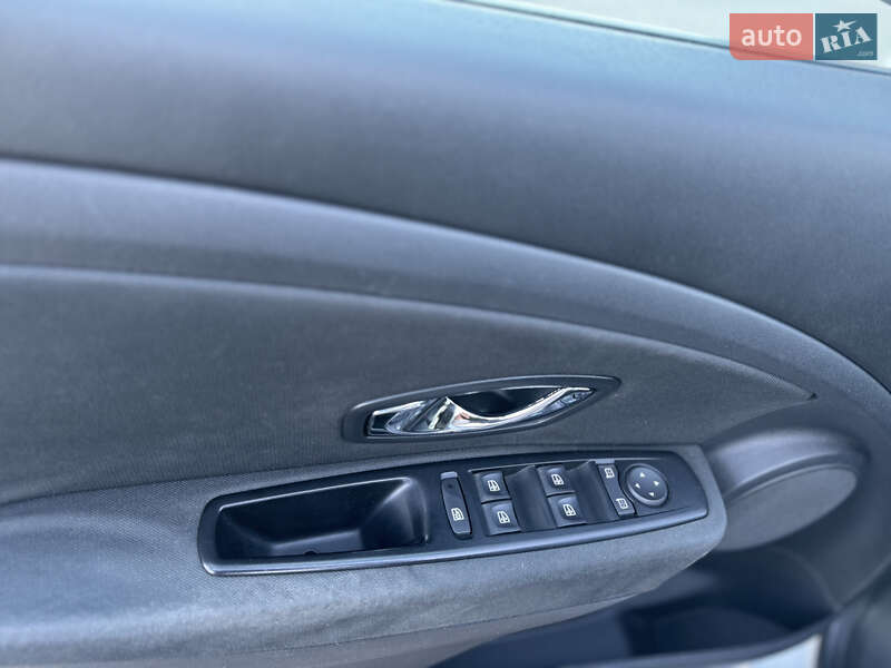 Універсал Renault Megane 2013 в Рівному фото 19 Універсал Renault Megane 2013 в Рівному