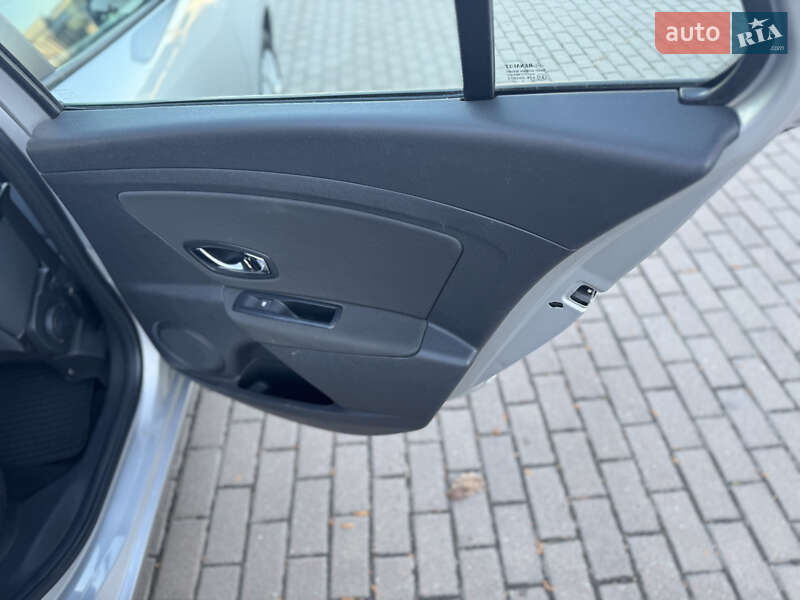 Універсал Renault Megane 2013 в Рівному фото 33 Універсал Renault Megane 2013 в Рівному