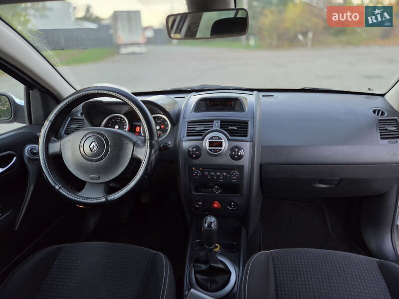 Универсал Renault Megane 2005 в Бучаче фото 28 Универсал Renault Megane 2005 в Бучаче