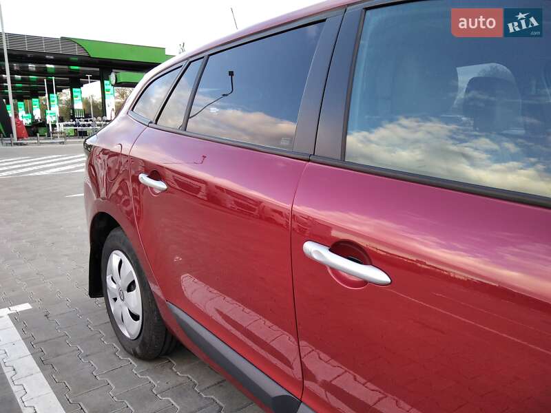 Универсал Renault Megane 2010 в Стрые фото 12 Универсал Renault Megane 2010 в Стрые