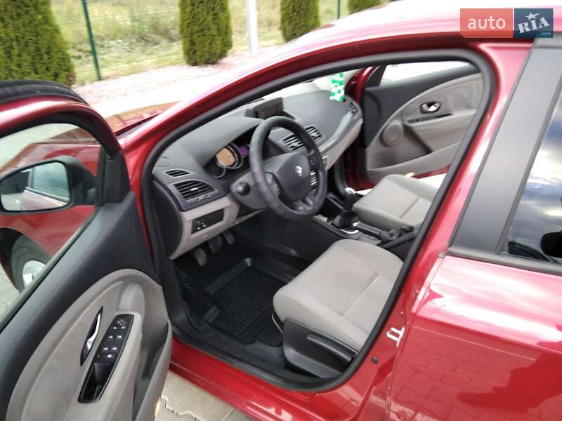 Универсал Renault Megane 2010 в Стрые фото 52 Универсал Renault Megane 2010 в Стрые