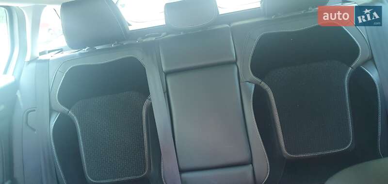 Универсал Renault Megane 2017 в Запорожье фото 6 Универсал Renault Megane 2017 в Запорожье