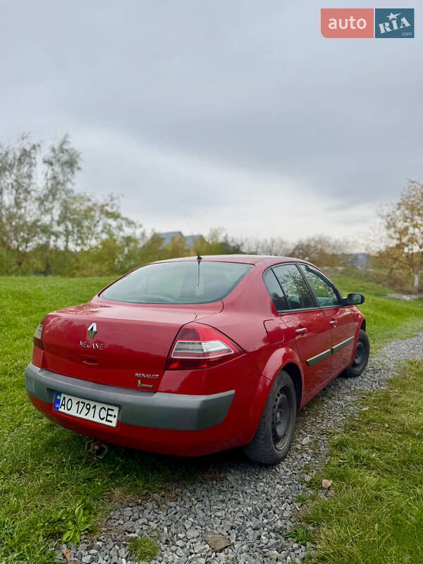 Седан Renault Megane 2006 в Мукачевому