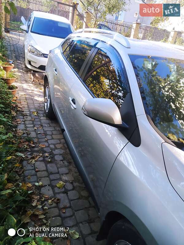 Універсал Renault Megane 2011 в Львові фото 13 Універсал Renault Megane 2011 в Львові