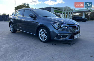 Універсал Renault Megane 2017 в  фото 18 Універсал Renault Megane 2017 в