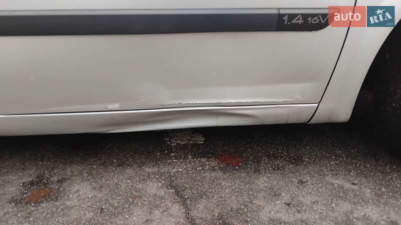 Универсал Renault Megane 2006 в Чернигове фото 12 Универсал Renault Megane 2006 в Чернигове