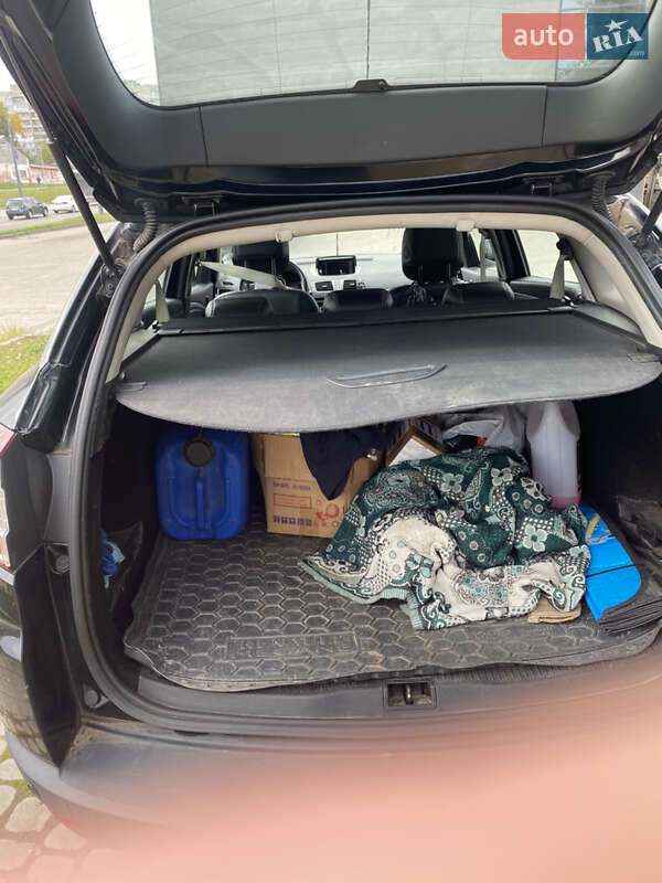 Универсал Renault Megane 2013 в Львове фото 7 Универсал Renault Megane 2013 в Львове