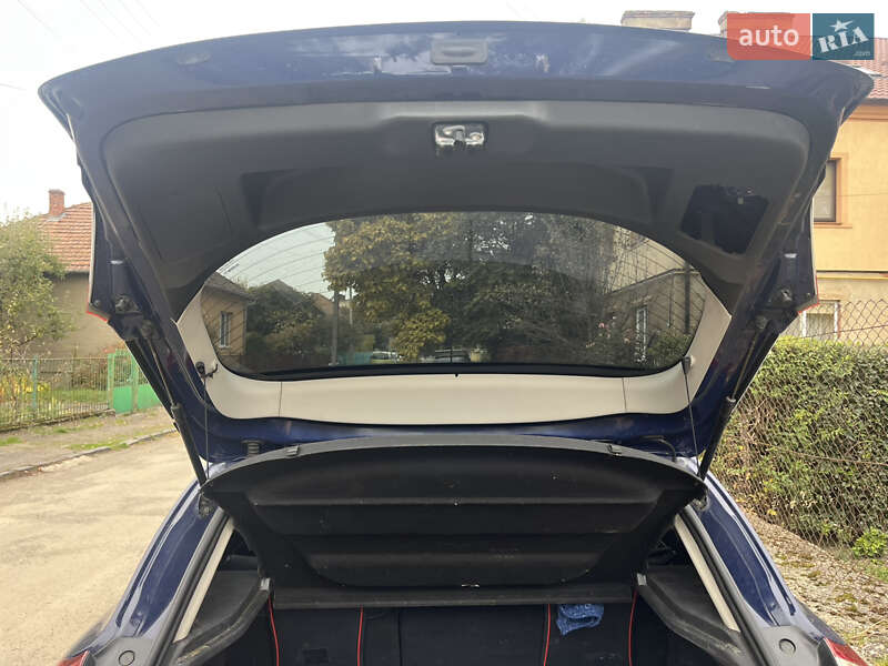 Хэтчбек Renault Megane 2011 в Ужгороде