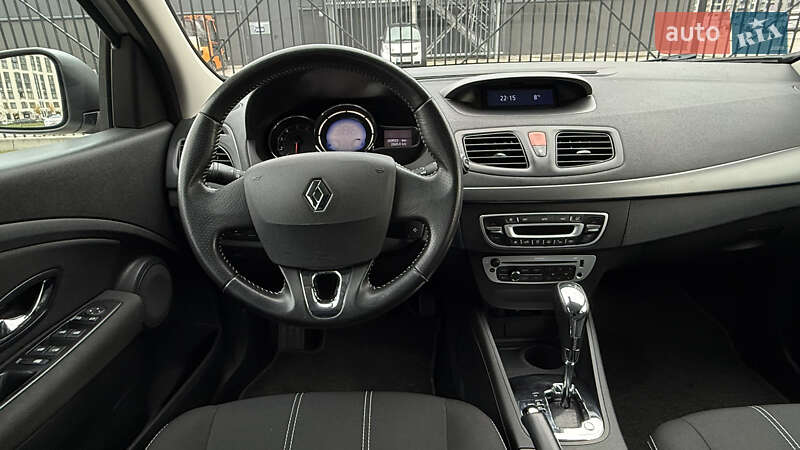 Хэтчбек Renault Megane 2015 в Киеве фото 14 Хэтчбек Renault Megane 2015 в Киеве