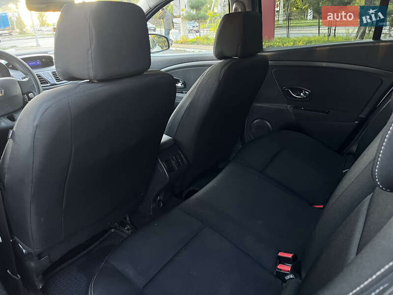 Хетчбек Renault Megane 2013 в Одесі фото 18 Хетчбек Renault Megane 2013 в Одесі