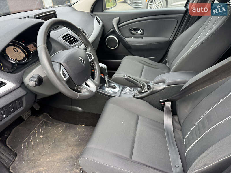 Хетчбек Renault Megane 2012 в Рівному фото 8 Хетчбек Renault Megane 2012 в Рівному