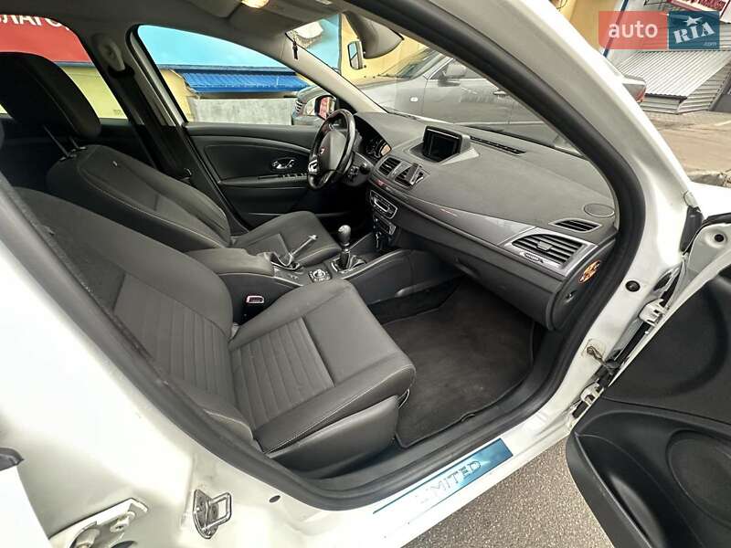 Универсал Renault Megane 2015 в Киеве