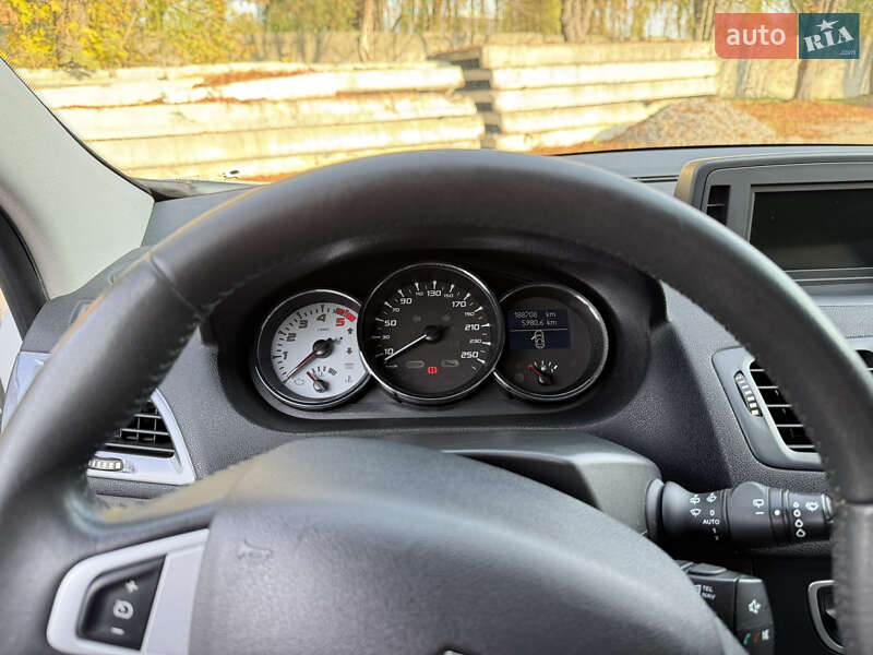 Купе Renault Megane 2012 в Костополе фото 22 Купе Renault Megane 2012 в Костополе