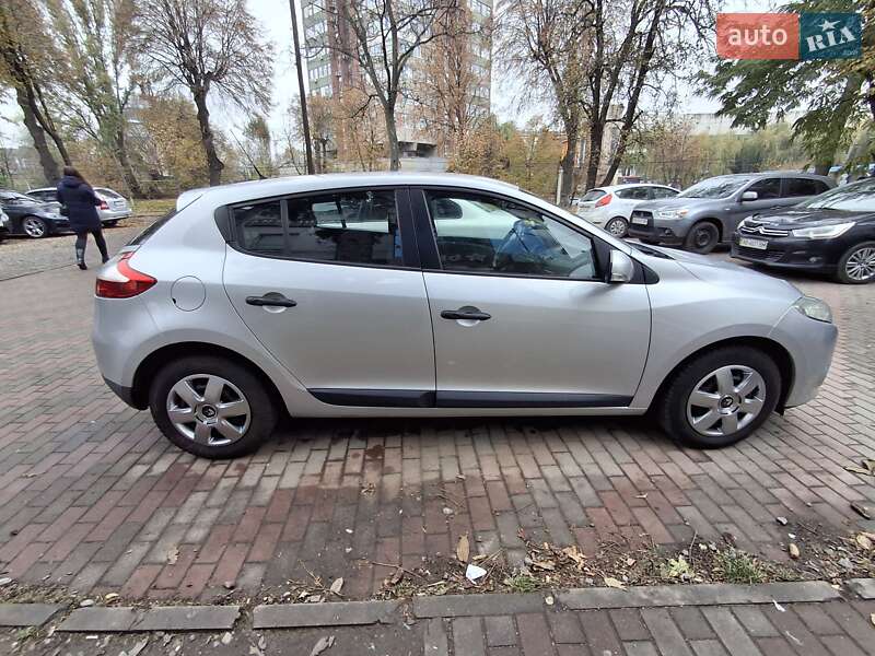 Хэтчбек Renault Megane 2011 в Виннице