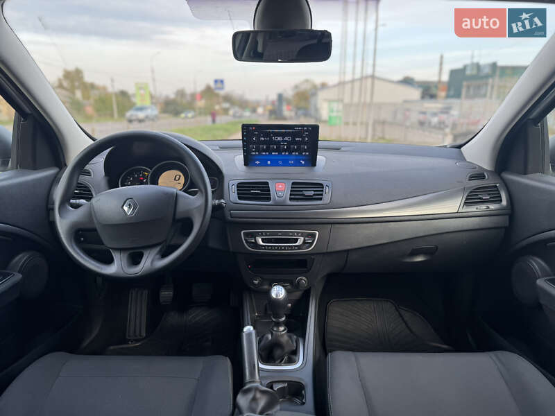 Универсал Renault Megane 2011 в Ровно фото 35 Универсал Renault Megane 2011 в Ровно