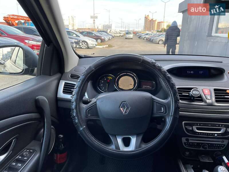 Хэтчбек Renault Megane 2009 в Киеве фото 13 Хэтчбек Renault Megane 2009 в Киеве