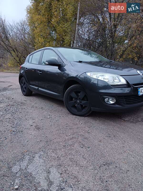 Хэтчбек Renault Megane 2013 в Черкассах фото 8 Хэтчбек Renault Megane 2013 в Черкассах