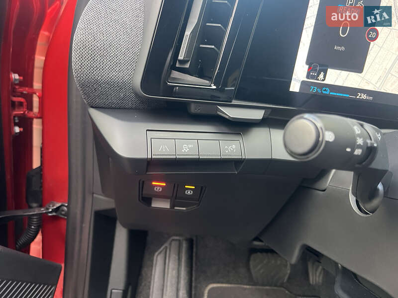 Седан Renault Megane 2023 в Тернополе фото 15 Седан Renault Megane 2023 в Тернополе