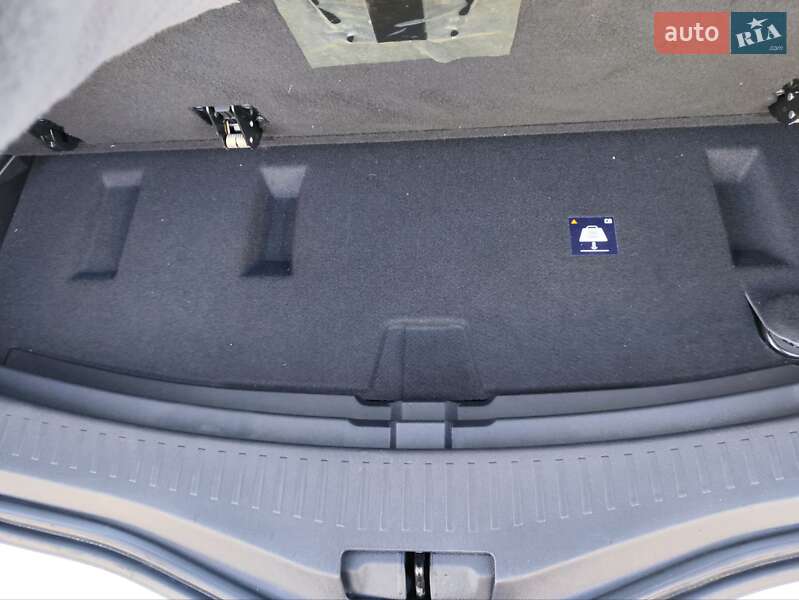 Універсал Renault Megane 2021 в Дніпрі фото 32 Універсал Renault Megane 2021 в Дніпрі