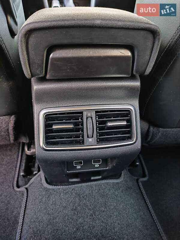 Універсал Renault Megane 2021 в Дніпрі фото 28 Універсал Renault Megane 2021 в Дніпрі