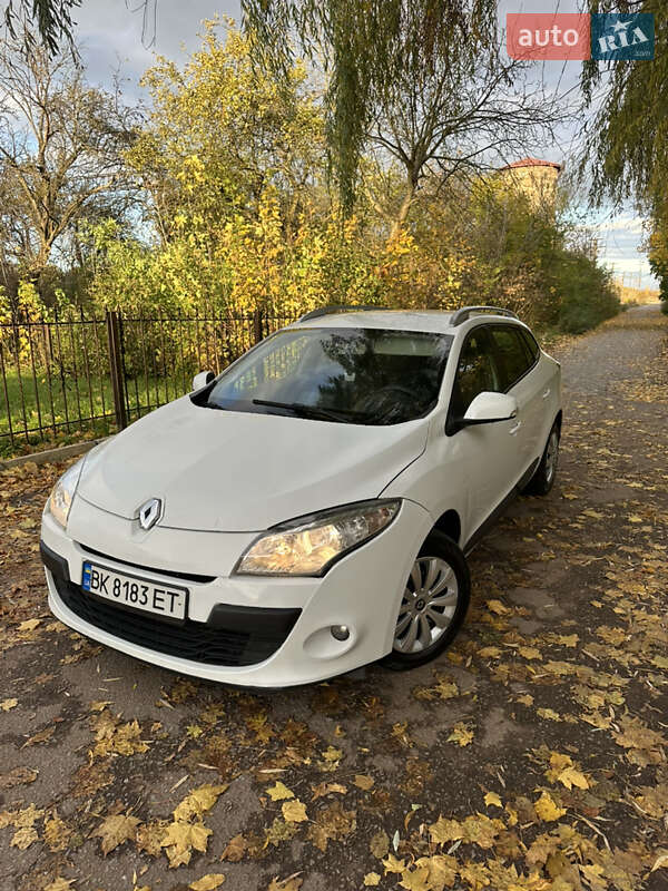 Універсал Renault Megane 2010 в Радивиліві фото 27 Універсал Renault Megane 2010 в Радивиліві