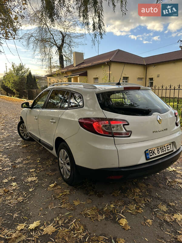 Універсал Renault Megane 2010 в Радивиліві фото 31 Універсал Renault Megane 2010 в Радивиліві