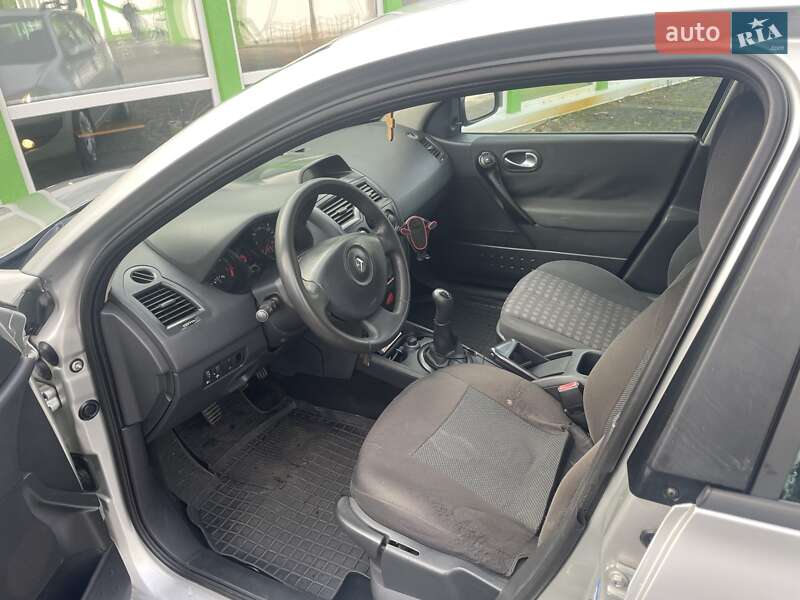 Универсал Renault Megane 2006 в Золочеве