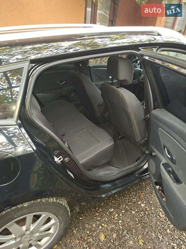 Универсал Renault Megane 2013 в Ужгороде фото 3 Универсал Renault Megane 2013 в Ужгороде