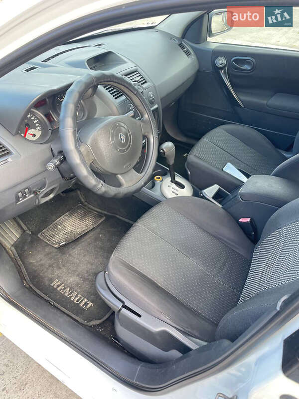 Седан Renault Megane 2003 в Киеве фото 6 Седан Renault Megane 2003 в Киеве