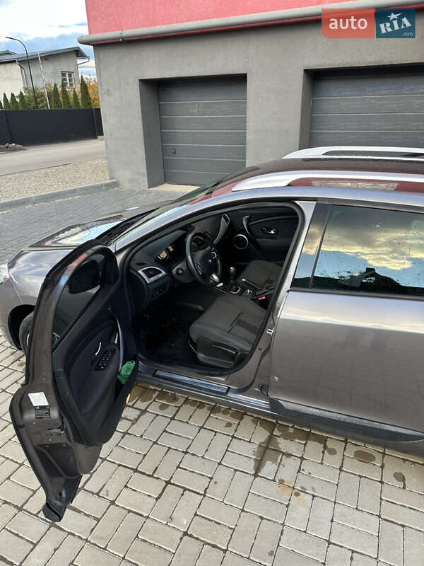 Универсал Renault Megane 2011 в Ивано-Франковске