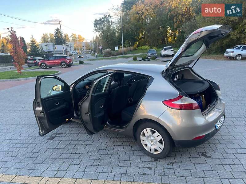 Хэтчбек Renault Megane 2009 в Львове фото 19 Хэтчбек Renault Megane 2009 в Львове