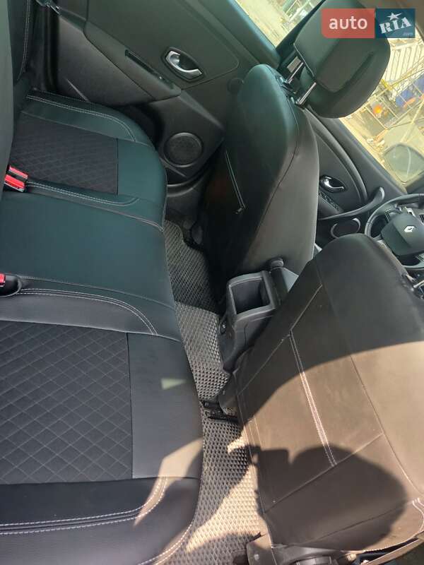 Універсал Renault Megane 2010 в Києві фото 7 Універсал Renault Megane 2010 в Києві