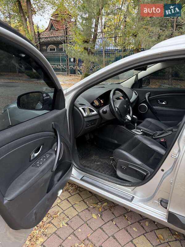 Хэтчбек Renault Megane 2011 в Запорожье