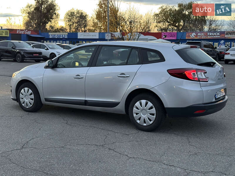 Універсал Renault Megane 2015 в Києві фото 7 Універсал Renault Megane 2015 в Києві