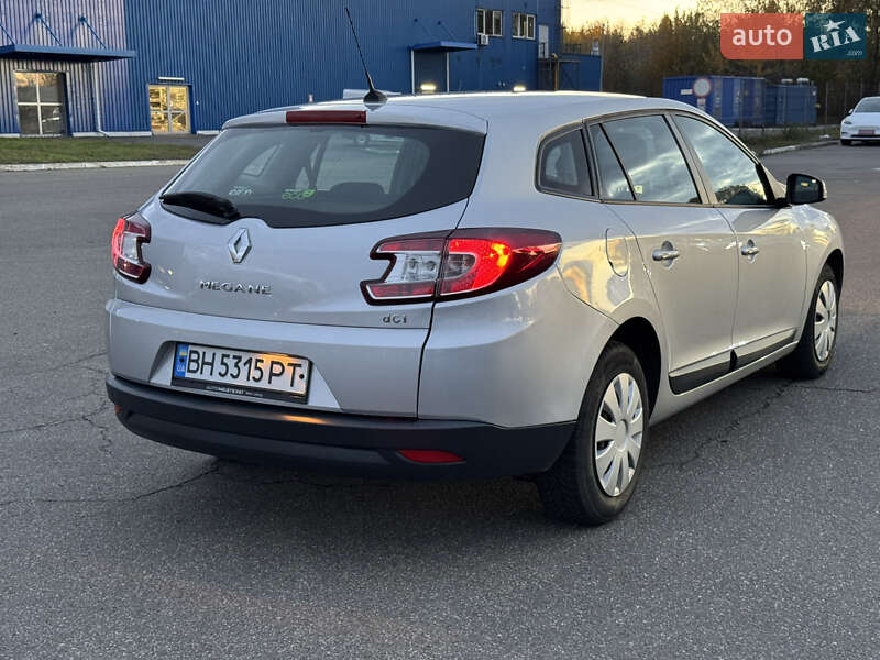 Універсал Renault Megane 2015 в Києві фото 11 Універсал Renault Megane 2015 в Києві