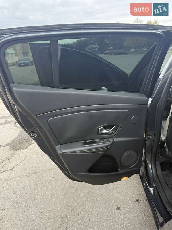 Хэтчбек Renault Megane 2011 в Полтаве