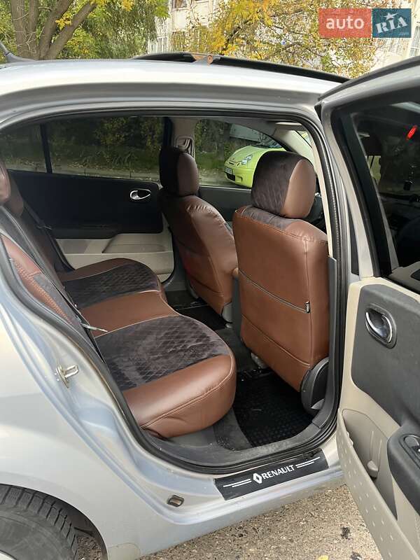 Седан Renault Megane 2004 в Одесі