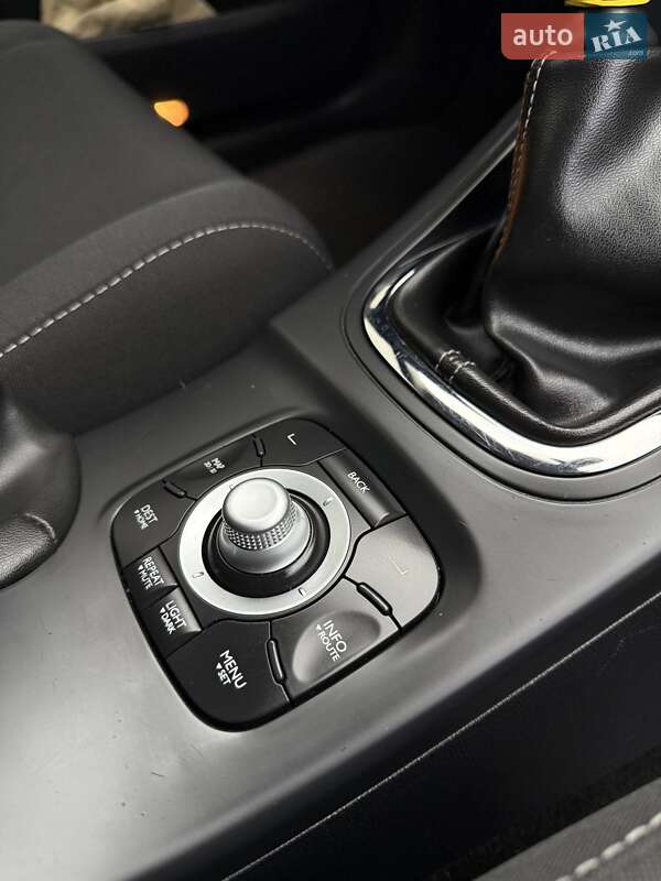 Универсал Renault Megane 2013 в Червонознаменке фото 20 Универсал Renault Megane 2013 в Червонознаменке