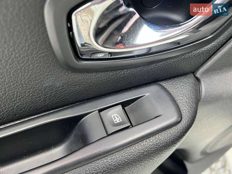 Универсал Renault Megane 2012 в Львове фото 34 Универсал Renault Megane 2012 в Львове