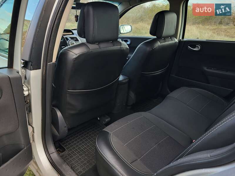 Универсал Renault Megane 2008 в Долинской