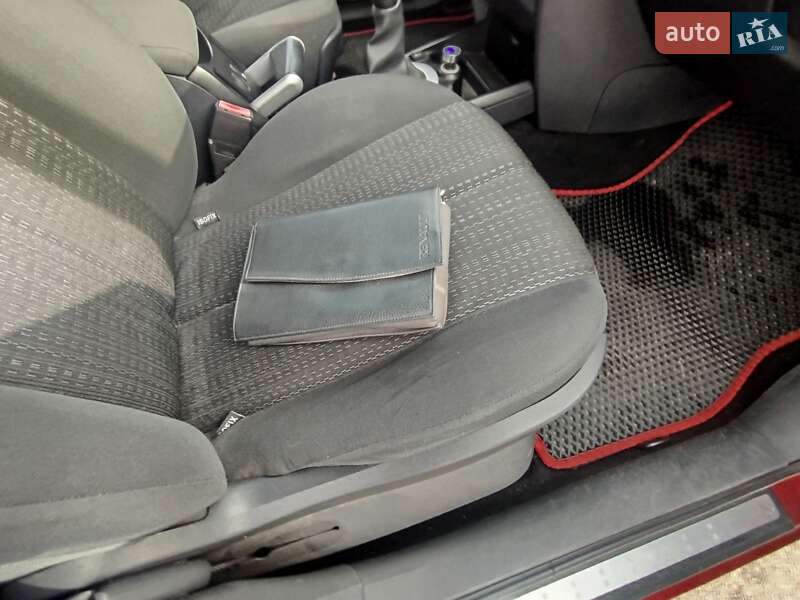 Универсал Renault Megane 2006 в Броварах фото 21 Универсал Renault Megane 2006 в Броварах