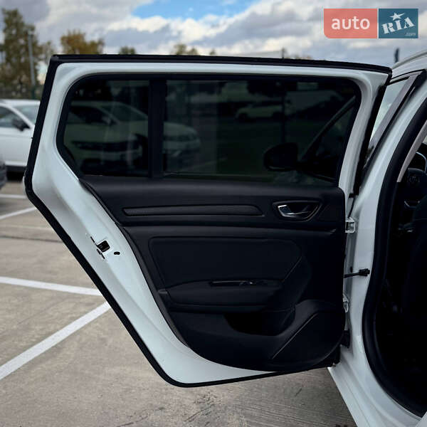 Универсал Renault Megane 2018 в Киеве